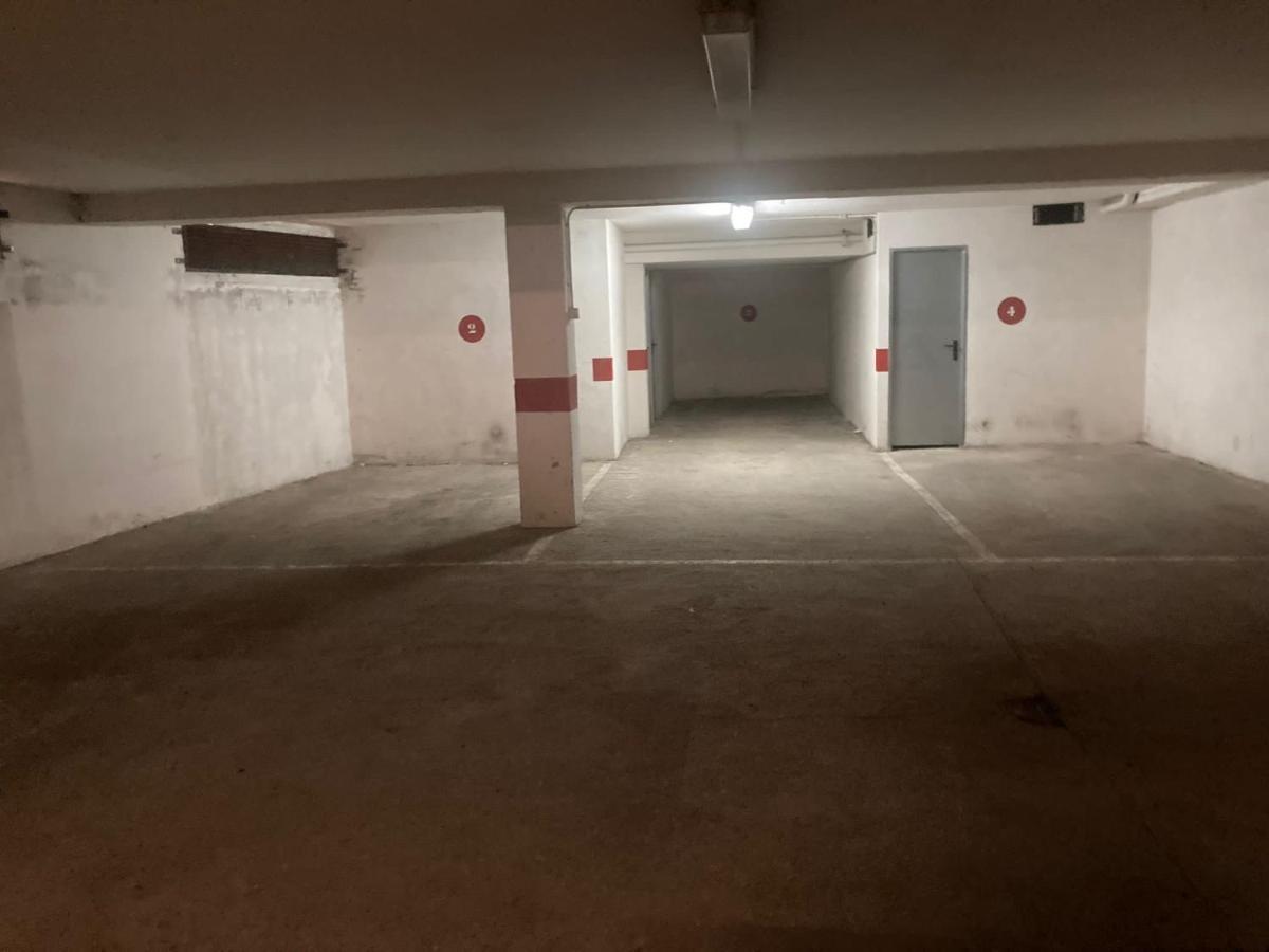 Plaza Centro Apartment Биескас Екстериор снимка